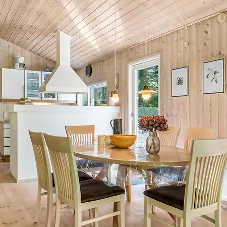 Ninetta - 650m From The Sea By Interhome *