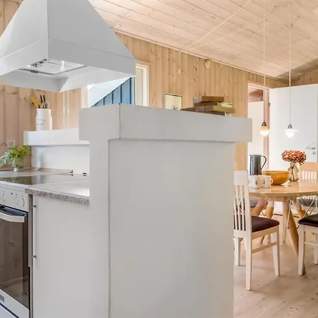 Ninetta - 650m From The Sea By Interhome